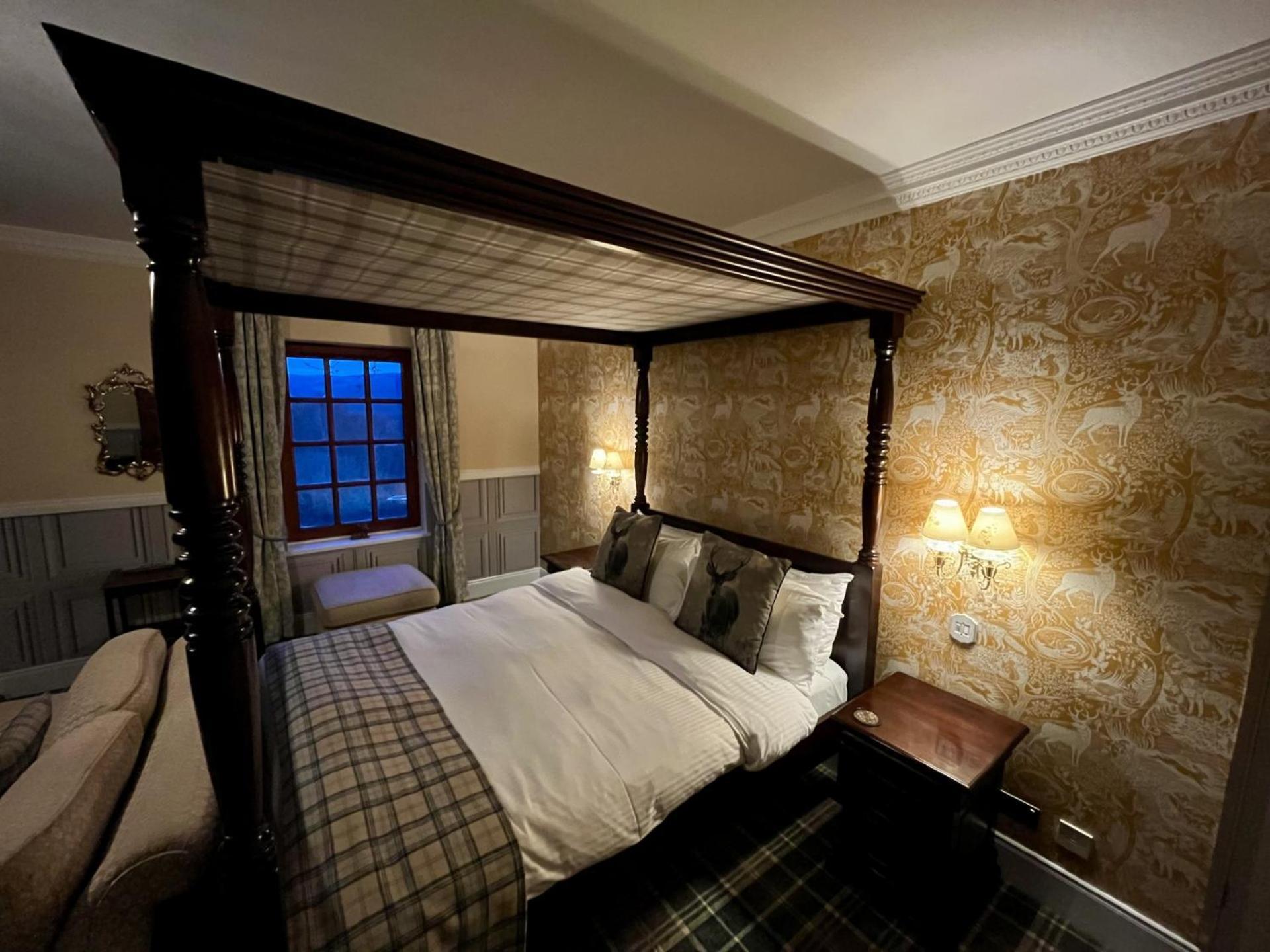 Highland Bear Lodge & Luxury Bear Huts Drumnadrochit Εξωτερικό φωτογραφία